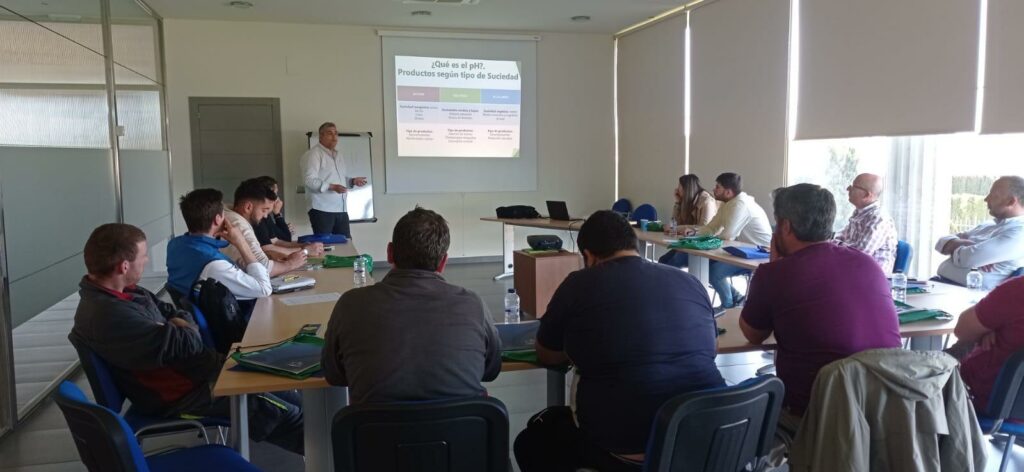 WhatsApp Image 2025-04-25 at 16.03.54 (1)